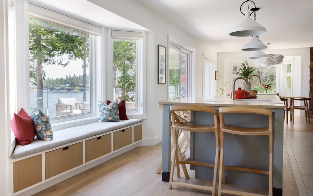 alexandra-interiors-home-staging-vancouver-contemporary-vancouver-island-custom-homes-interior-designer-nanaimo-nanoose-bay-kitchen-nook-7