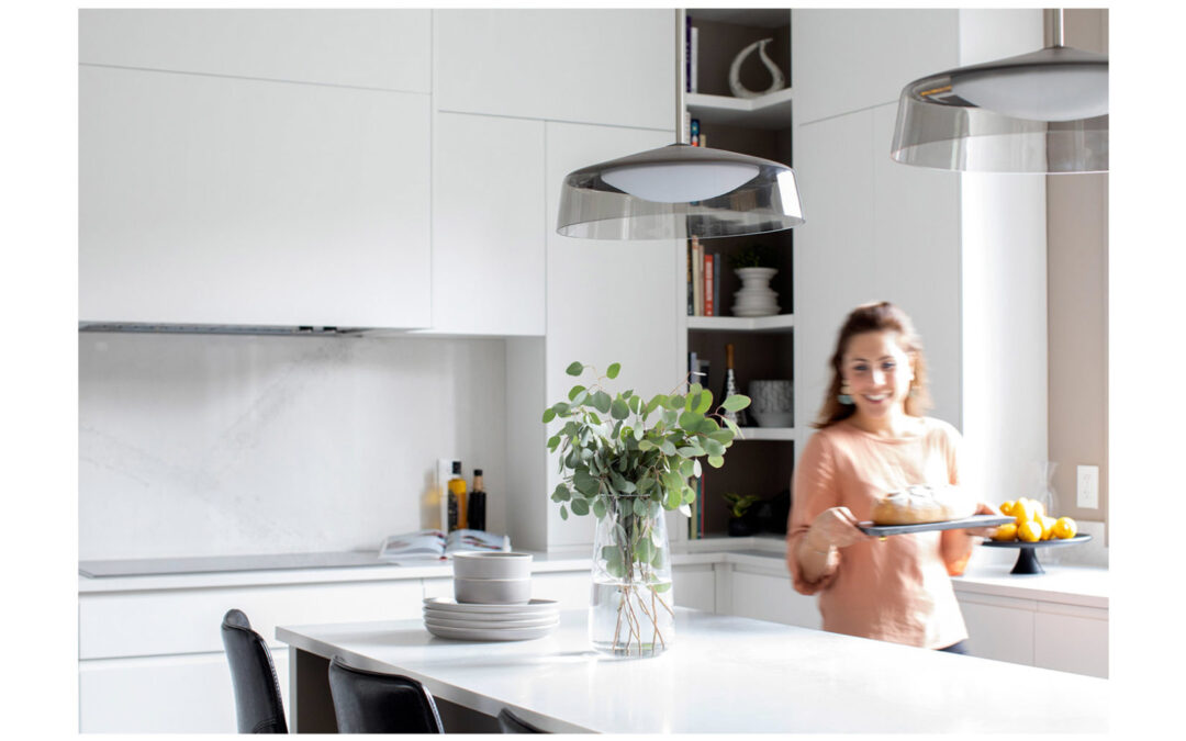 alexandra-interiors-interior-designer-north-vancouver-upper-lonsdale-modern-home-kitchen-white-border-2
